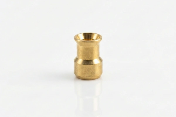 décolletage de pièce cuivre